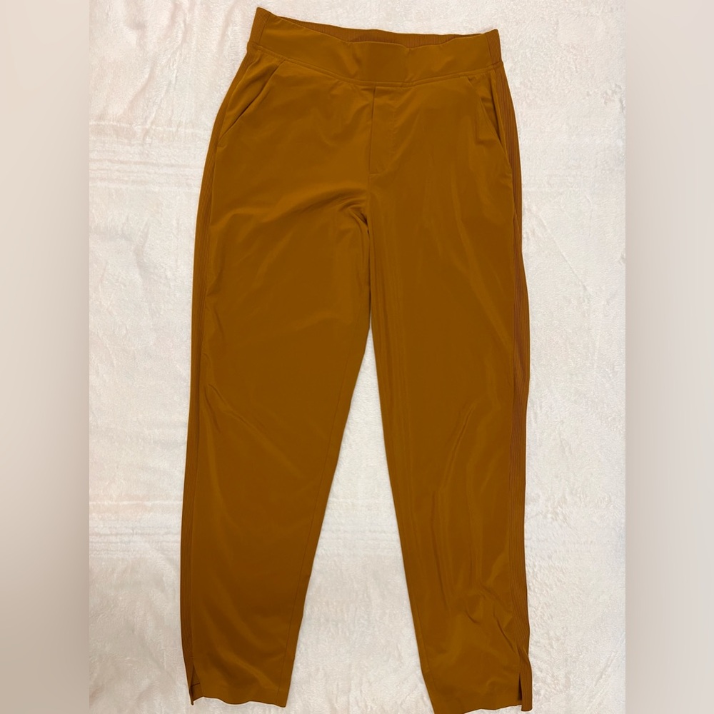 Athleta pant size 8/T/G